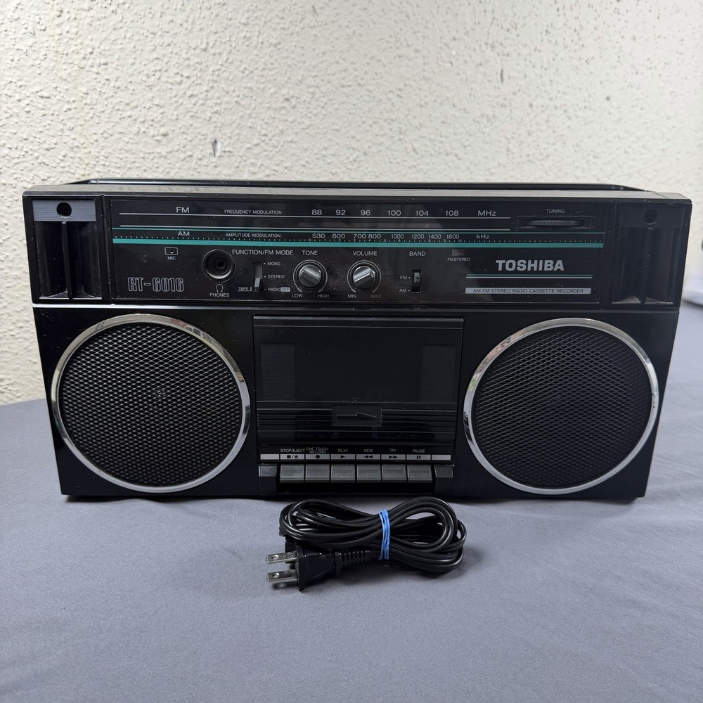 Vintage Toshiba Radio RT-6016 Black Retro Boom Box Tested and Works PERFECTLY